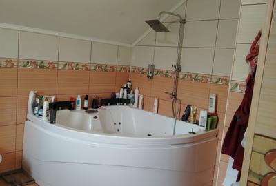 Casa 240mp zona Bradet mobilata utilata-SEMINEU 250000eur neg - 7