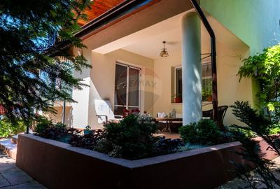 Saftica - vanzare vilă 5 camere complet mobilata, curte+gradina, DN1 - 25