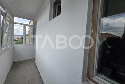 Apartament 2 camere de vanzare 37 mp balcon zona Mihai Viteazul Sibiu - 12