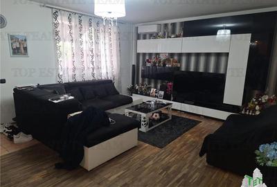 Duplex cu 5 camere în Tei