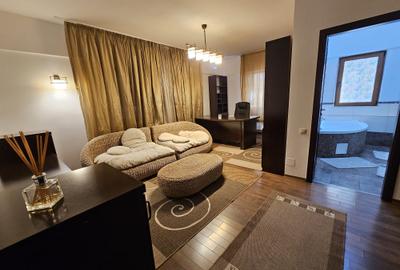 Pipera,  Peninsula  Petricani cinci camere 230 mp  mobilat utilat curte  350 m - 4