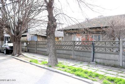 Gara - Spitalul CFR - Str. Scolii, casa din caramida, teren 380 mp! - 14