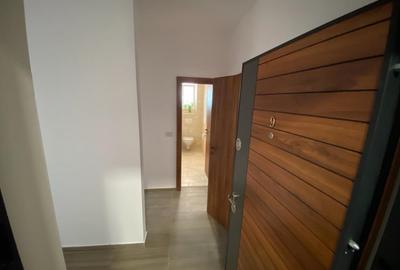 Apartament cu 2 camere decomandat în Chișoda