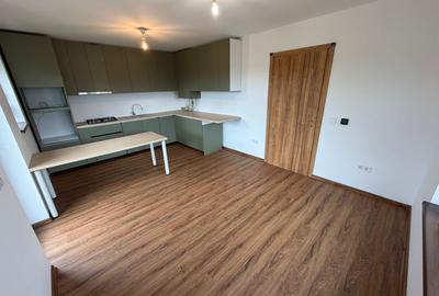 Casa P + 1 , 4 camere, 2 bai, bucatarie cu dinning - 1