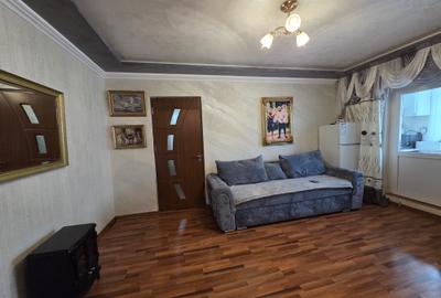 Apartament 2 camere parter imbunatatit mobilat Adjud - 1