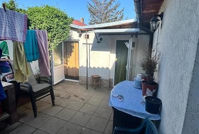 Casa Buzaului - Bis. Sf. Treime , 164mp construiti  teren 353 mp, cu 13m deschid - 3