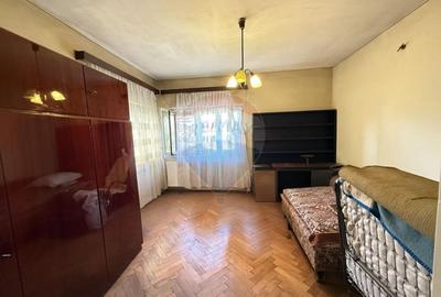 Teren 1100 mp si Casa Strada Luica Sector 4 - 8