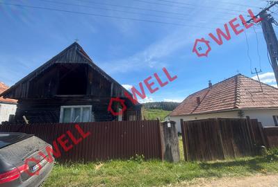 Casă din lemn cu teren de vânzare în Valea Seacă! - 2