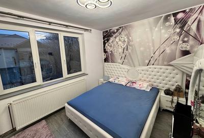 Apartament cu 2 camere semidecomandat, mobilat în Central