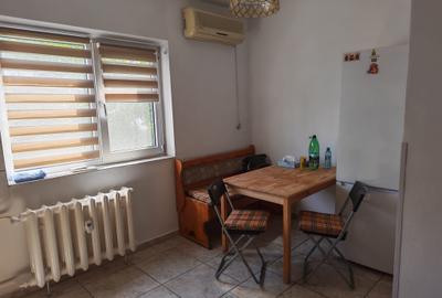 13 Septembrie 2 camere foarte spatioase in bloc linistit - 6