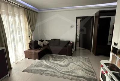Apartament cu 2 camere semidecomandat în Florești