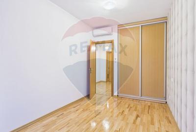 Complex Ibiza vila de inchiriat 6 camere, piscina, teren de tenis - 10