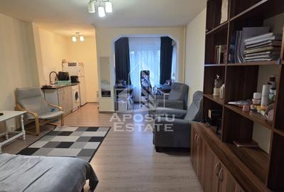 Garsonieră decomandată, mobilată în Take Ionescu