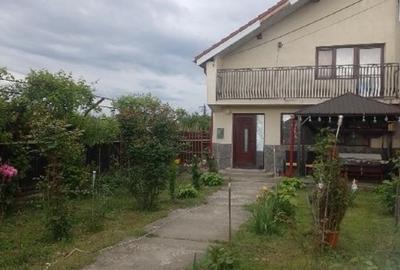Casă duplex de vânzare în Tg Jiu , aproape de magazinul Economic, lângă pasarela - 5