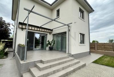 Casă individuală cu 4 camere în Snagov