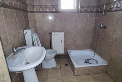 Vand cladire P+1 SAD+Apartament 159000 euro - 17