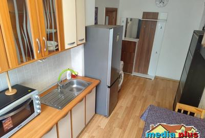 De închiriat – Apartament 2 camere, Centru - 1