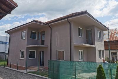 Casă individuală cu 5 camere în Breaza
