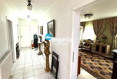 Casa 8 camere, 3 bai, canalizare, 300 teren Tineretului  Lunca Cetatuii - 3