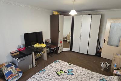 2 camere de vanzare Focsani, etajul 2, zona Liceul Economic - 1