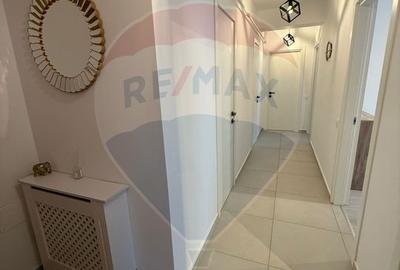 Apartament cu 3 camere, 2 bai și loc de parcare - 25