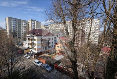 Apartament 3 camere DE INCHIRIAT – Str. Aleea Moinești, Sector 6 - 1