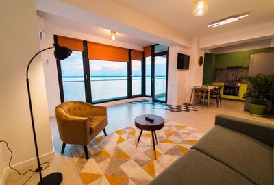 Garsonieră modernă de închiriat – Mamaia, zona Butoaie, vedere frontală la lac - 1