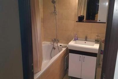 Inchiriere Apartament cu 2 camere decomandat, 60 mp, renovat, 5 min metrou - 8