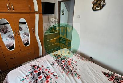 DEVÂNZARE Apartament cu 3camere decomandate - 4