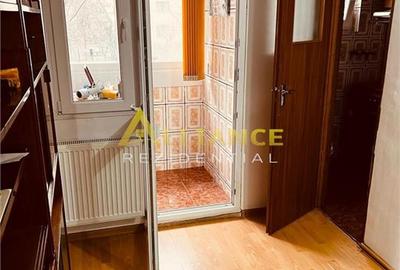 2 camere langa metrou Aparatorii Patriei – doar 65.000€! - 9