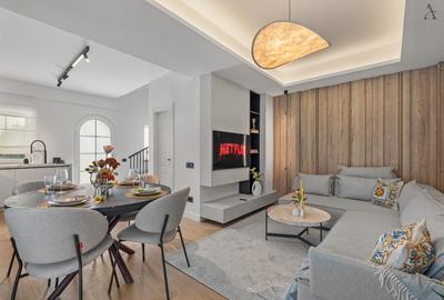 Casă cu 4 camere în Central