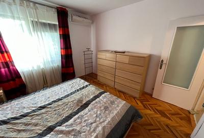 Vand 3 camere Soarelui! - 2