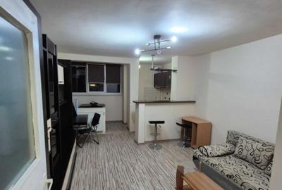 Garsoniera 29mp, balcon 3mp, etaj intermediar, zona Big - 1