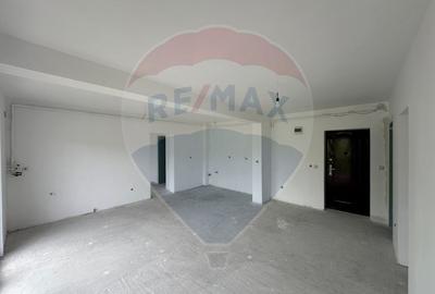 Apartament  de vânzare cu 3 camere, în apropiere de Băile Cojocna - 1