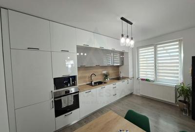 Duplex cu 4 camere în Exterior Sud