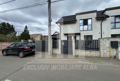 Casa tip duplex | De vanzare | 120 mp | 208 mp teren | Barabant - 1