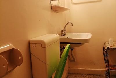 Închiriez apartament spațios, - 2