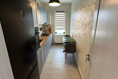 Apartament 3 camere - Decomandat - Mobilat - Parcare inclusa - 13