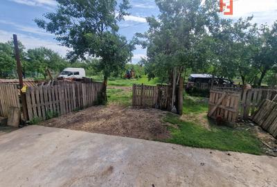 Casa cu 3 camere si teren de 2096 mp in Ianova - 7