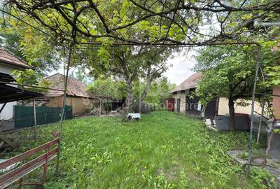 Teren intravilan cu casa renovabila | 2500mp teren | Front 21m | Aiton - 2