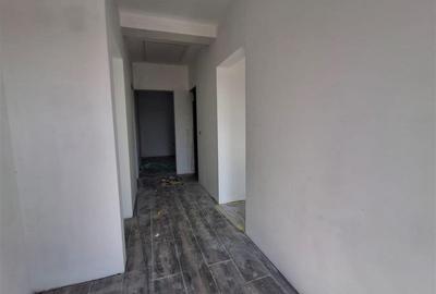 Casa pe parter  3 camere cu placa de beton Bucium Visani mutare rapida!