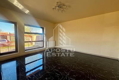 Jumatate de duplex de inchiriat, curte proprie, Ghiroda - 2