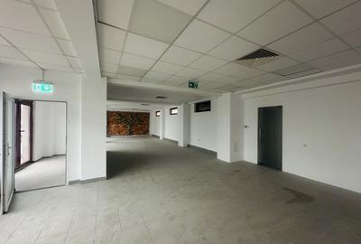 De inchiriat clădire birouri versatilă 660 mp | P+2 | - 10