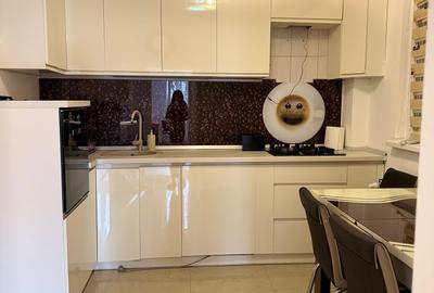 Apartament cu 3 camere decomandat, mobilat în Brâncoveanu