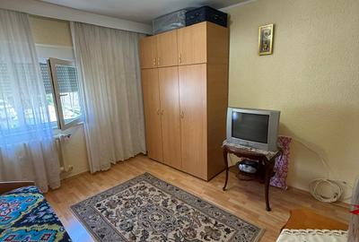 Garsoniera -INEL II -  I.C.BRATIANU (SCOALA 8 )- 59.000 EURO (COD E11+E12 ) - 1