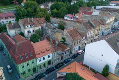 Locație rară în Brașov: ideal pentru regim hotelier sau business - 25