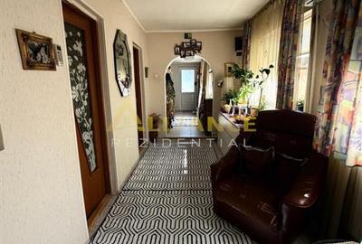 EXCLUSIVITATE casa + teren 754 mp | 2 locuinte | garaj | Catelu - 32