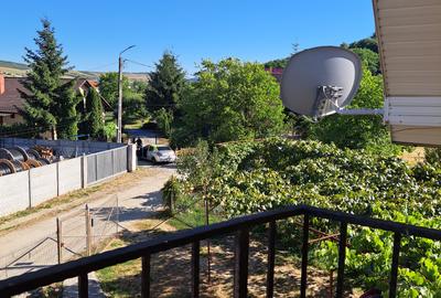 Casa-Vila ultrafinisata in regim D+P+E cu toate utilitatile cu 900 mp,teren - 26