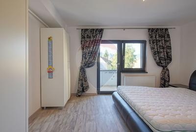 Comision 0 %! Apartament cu 4 camere de vânzare! Movilei - 18