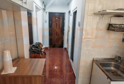 Garsonieră de vânzare Inel II, aproape de Institutul de Marină, boxă 12 mp - 12